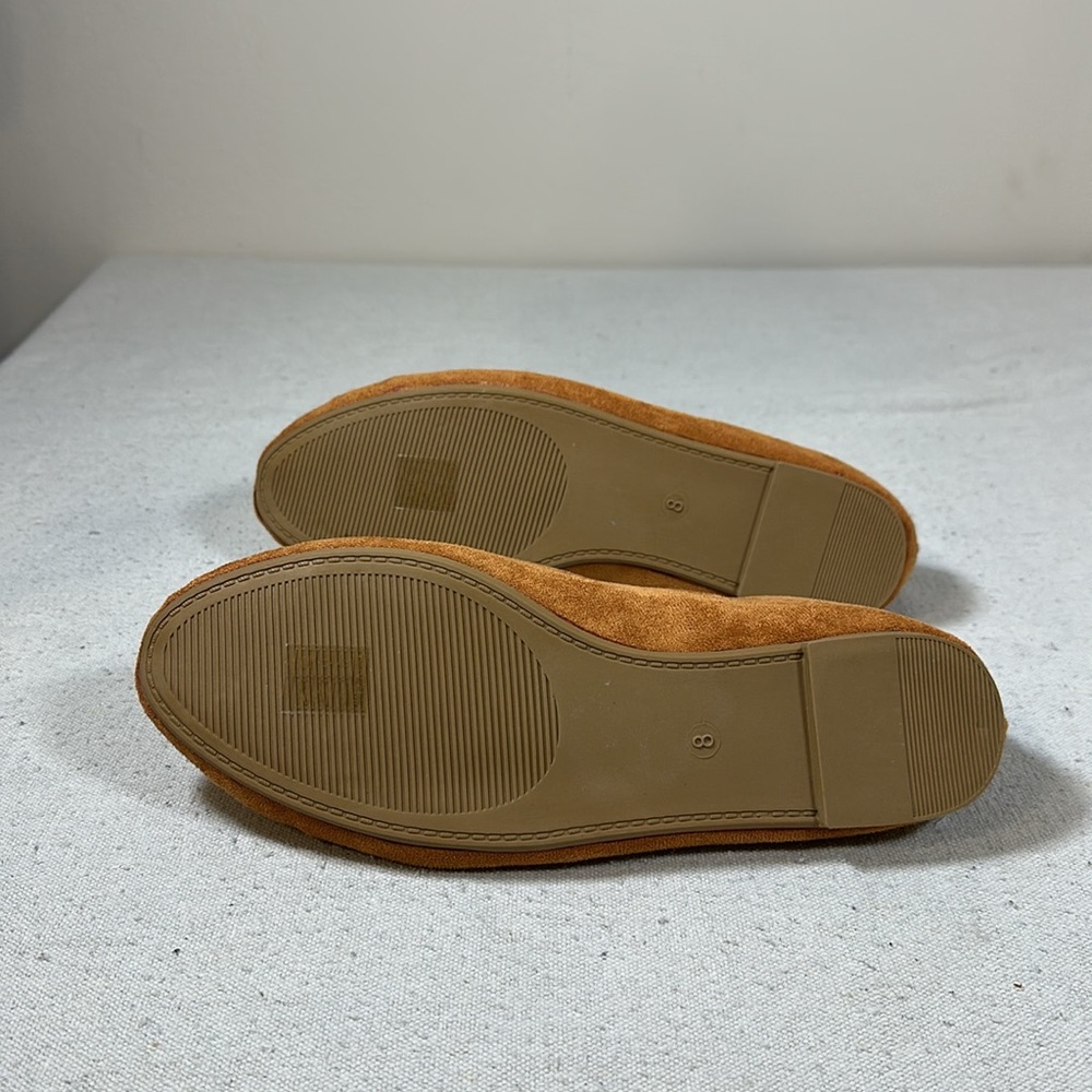 Elegant Tan Suede Ballet Flats - Picture 5 of 10